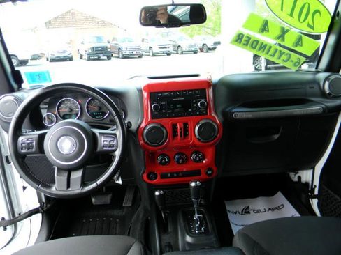 Used 2017 Jeep Wrangler Unlimited Sport w/ Quick Order Package 24S image 19