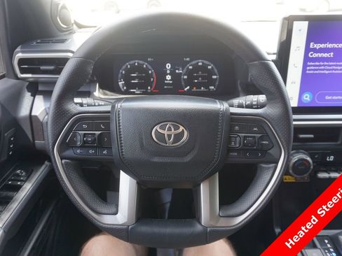 Used 2025 Toyota 4Runner TRD Off-Road Premium AWD/4WD image 3