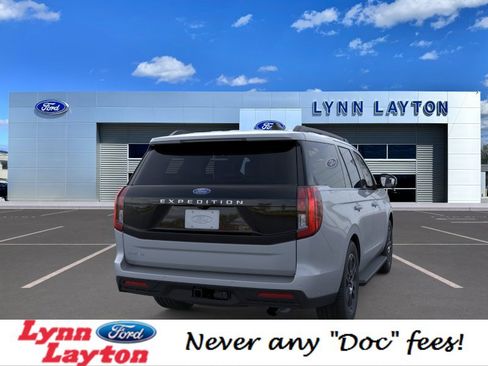 New 2025 Ford Expedition Active AWD/4WD image 8