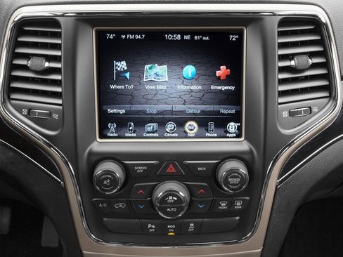Used 2016 Jeep Grand Cherokee Limited w/ Luxury Group II AWD/4WD image 12
