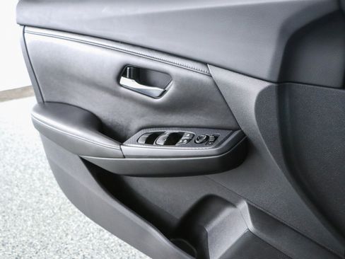 Used 2021 Nissan Sentra SV FWD image 21