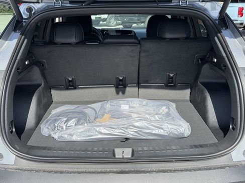 New 2026 Chevrolet Blazer EV LT image 9