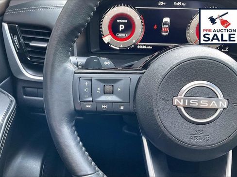 Used 2023 Nissan Rogue Platinum AWD/4WD image 18