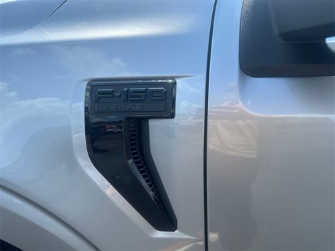 New 2025 Ford F150 Lariat w/ Equipment Group 501A Mid image 9