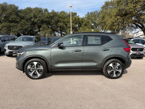 New 2026 Volvo XC40 B5 Plus w/ Protection Package Premier image 3