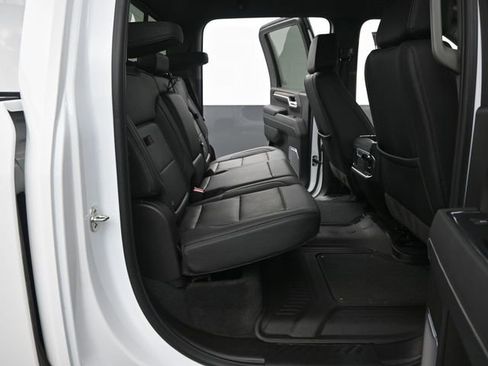 Used 2025 GMC Sierra 2500 Denali w/ Technology Package image 15