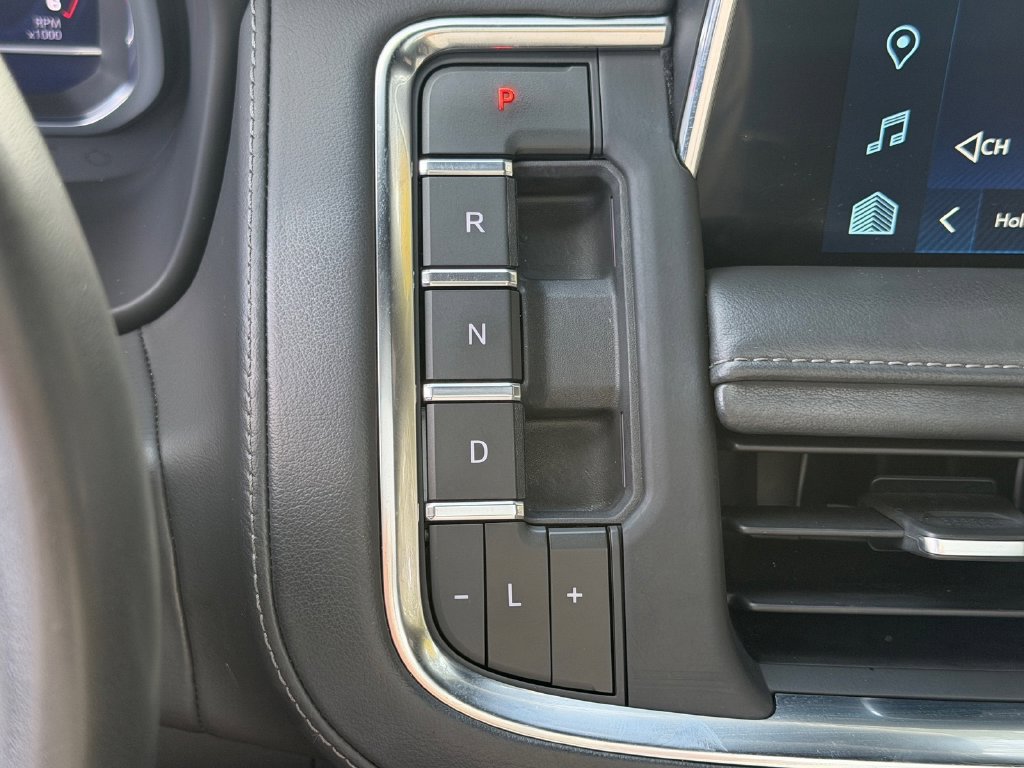 Used 2023 Chevrolet Tahoe LT w/ LT Signature Plus Package RWD image 32