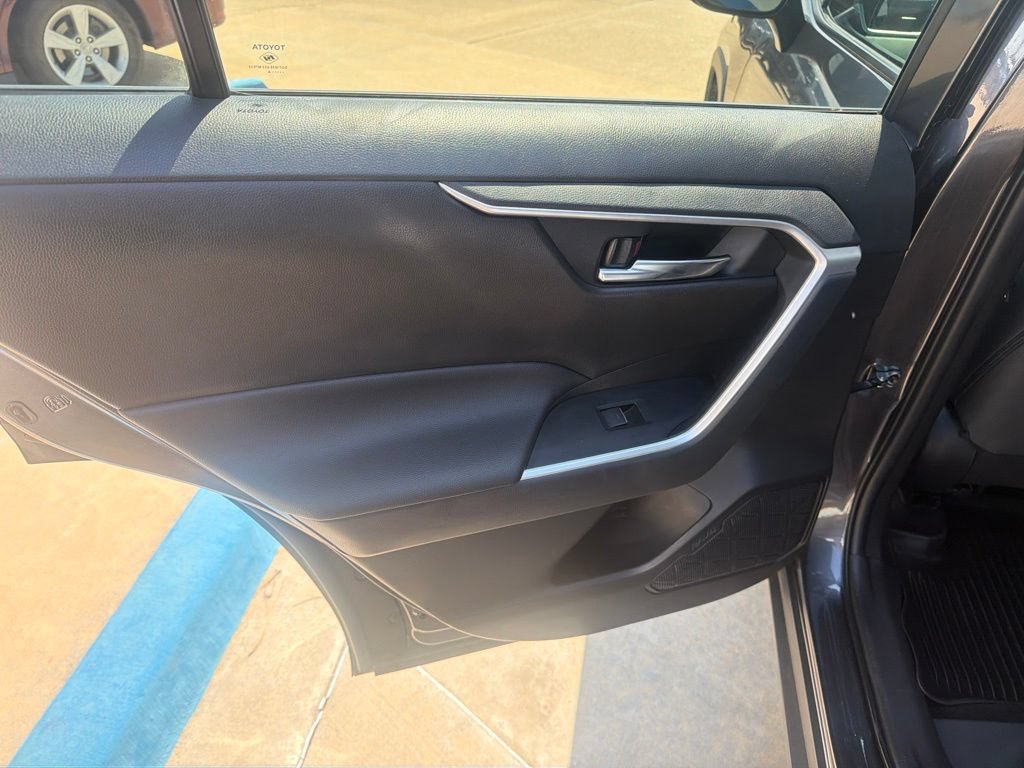 Used 2024 Toyota RAV4 XLE FWD image 24