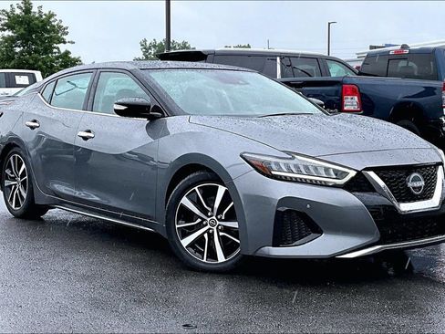 Used 2023 Nissan Maxima SL FWD image 36