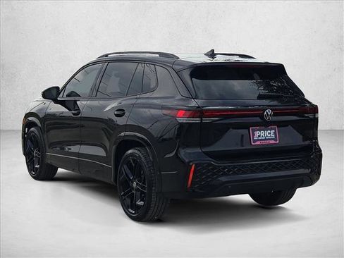 Used 2026 Volkswagen Tiguan SE R-Line image 8