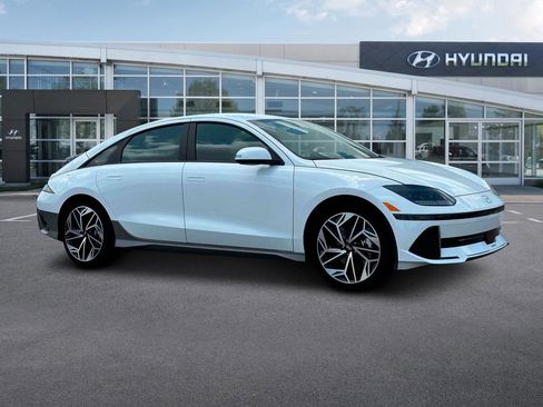 New 2025 Hyundai Ioniq 6 SEL image 10