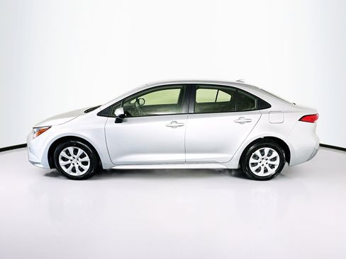 Used 2023 Toyota Corolla LE FWD image 6