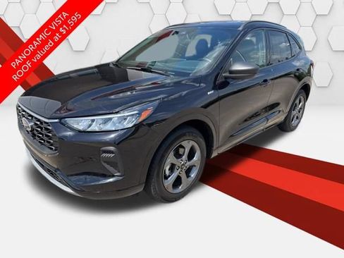 Used 2024 Ford Escape ST-Line w/ Tech Pack #1 AWD/4WD image 3