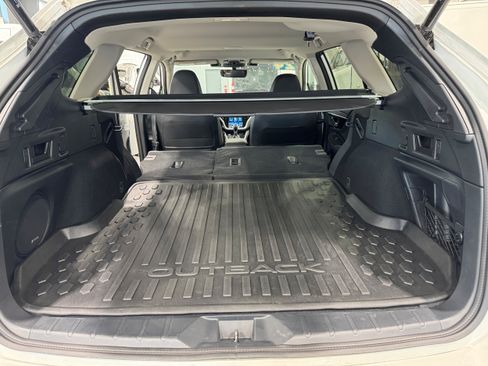 Used 2024 Subaru Outback Limited AWD/4WD image 10