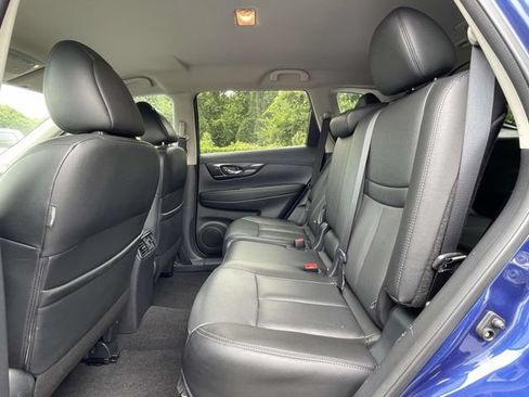 Used 2018 Nissan Rogue SL AWD/4WD image 24