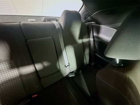 Used 2021 Dodge Challenger SXT image 14