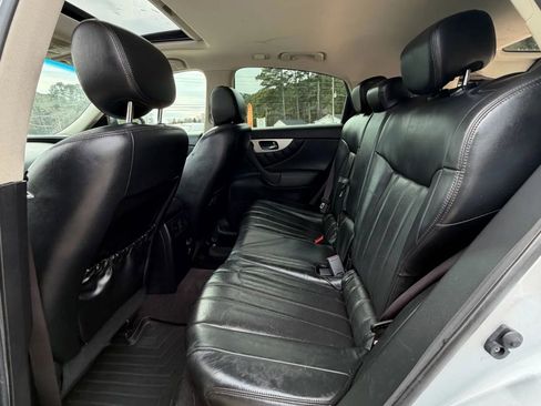 Used 2017 INFINITI QX70 3.7 image 11