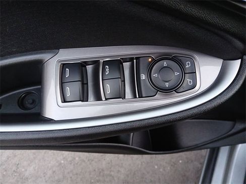 Used 2025 Chevrolet Malibu LT image 13