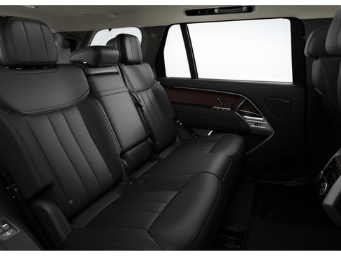 New 2026 Land Rover Range Rover Long Wheelbase SE AWD/4WD image 7