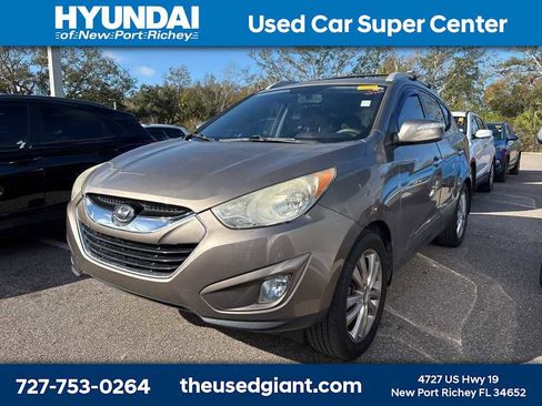 Used 2011 Hyundai Tucson Limited image 1