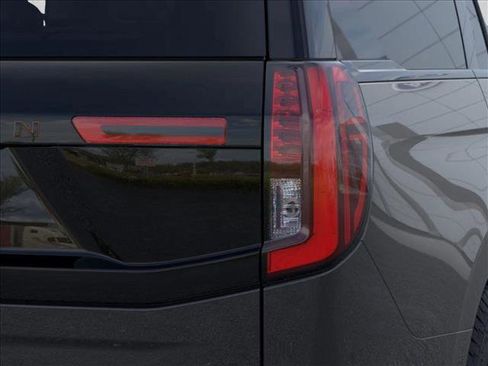 New 2026 Ford Expedition Tremor image 21