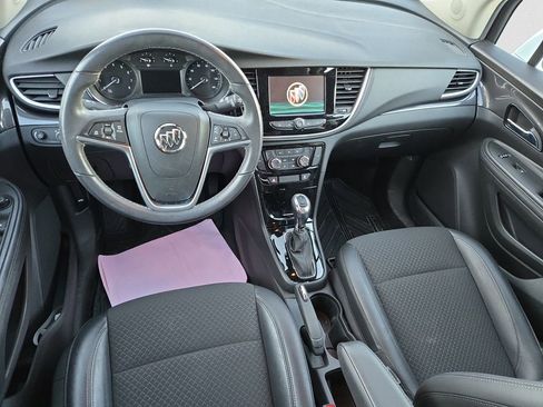 Used 2022 Buick Encore Preferred w/ Safety Package image 11