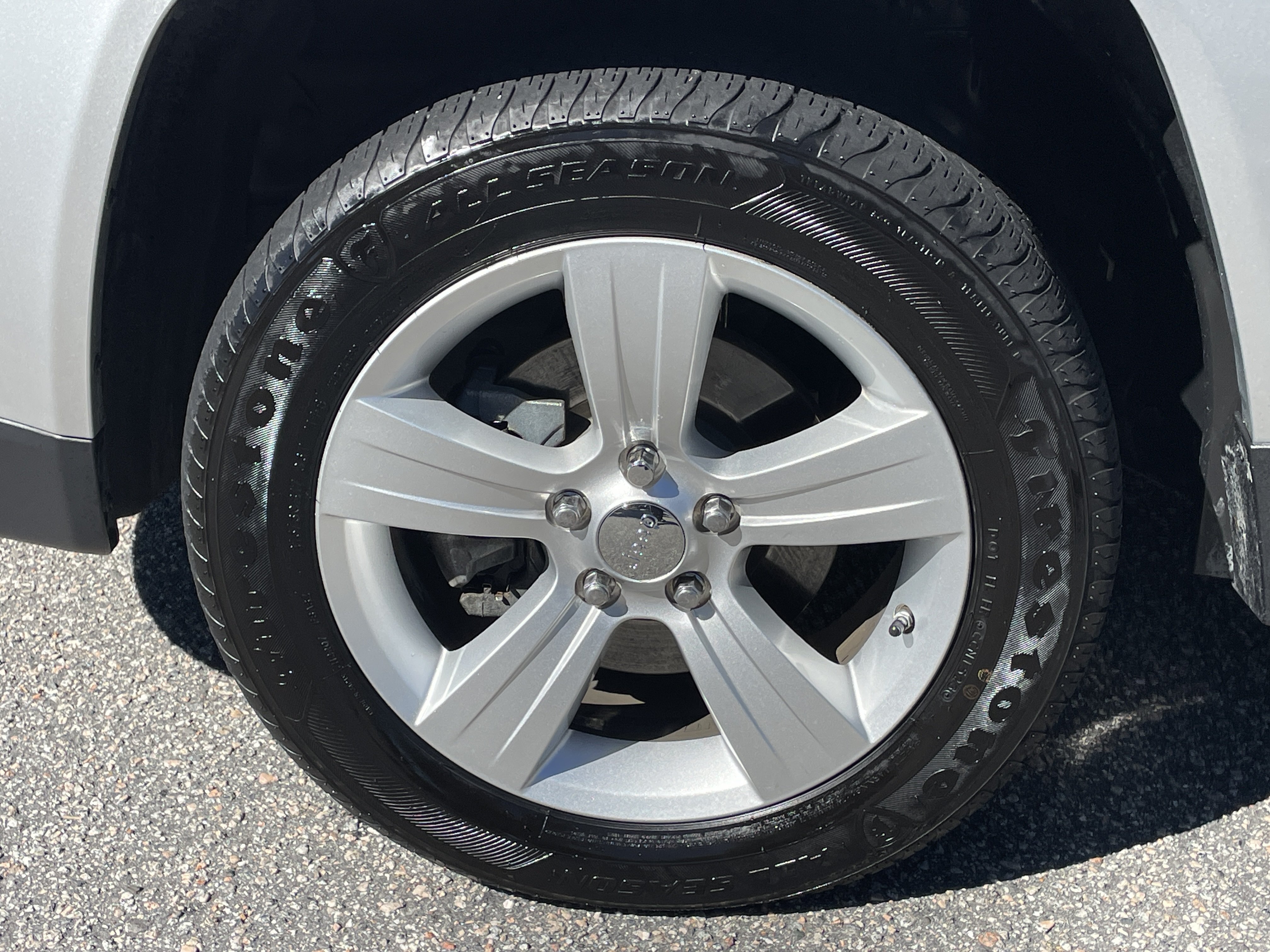 Used 2011 Jeep Compass 2WD image 33