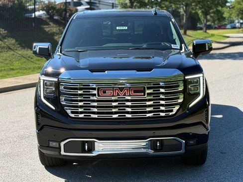 New 2026 GMC Sierra 1500 Denali w/ Denali Reserve Package AWD/4WD image 9