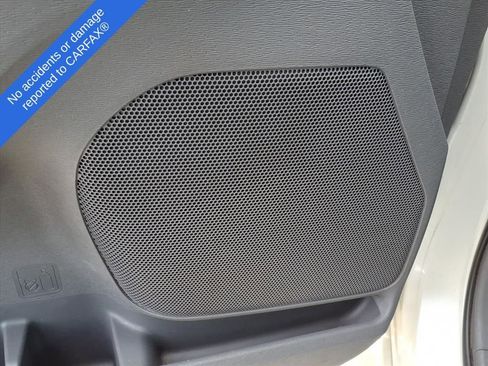 Used 2016 Toyota Sienna L image 15