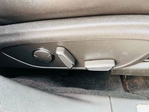 Used 2014 Lincoln MKZ AWD w/ Equipment Group 102A Reserve image 20