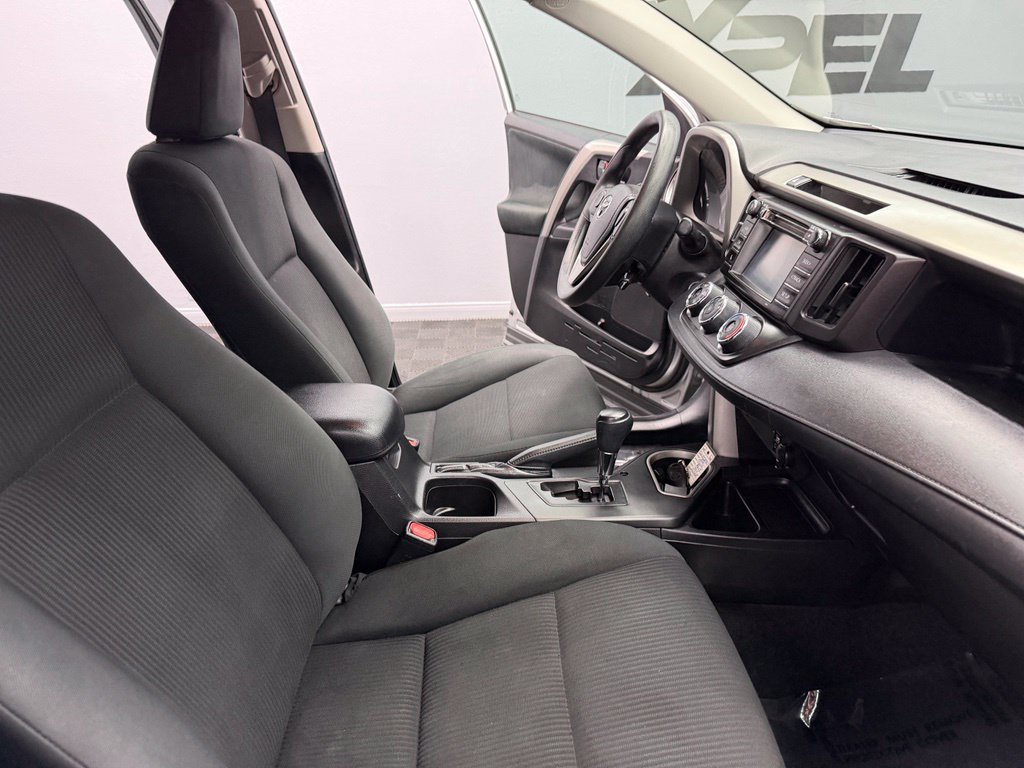 Used 2016 Toyota RAV4 LE FWD image 50