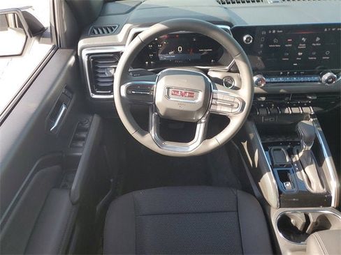 New 2025 GMC Canyon Elevation w/ Convenience Package image 13