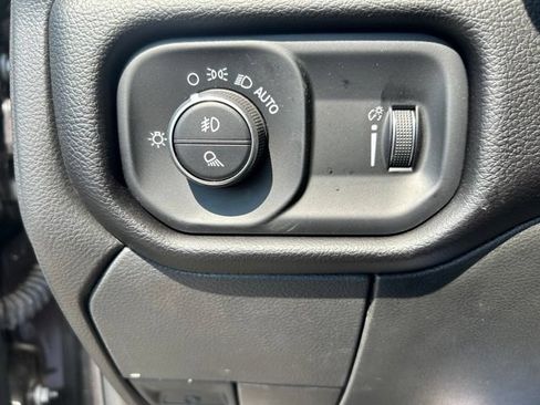 Used 2025 RAM 2500 Big Horn AWD/4WD image 24