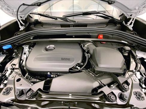 Used 2025 MINI Cooper Countryman S w/ Comfort Package Max image 8