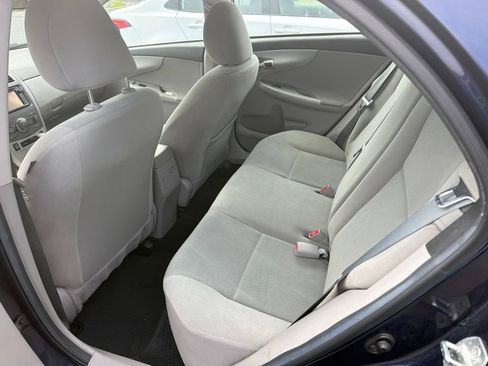 Used 2013 Toyota Corolla LE w/ Premium Complete Pkg FWD image 7
