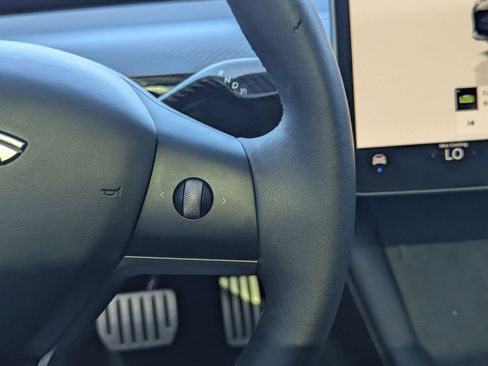 Used 2023 Tesla Model 3 Performance image 24