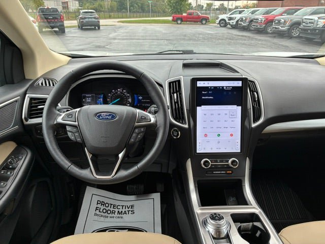 Used 2024 Ford Edge SEL w/ Convenience Package AWD/4WD image 16