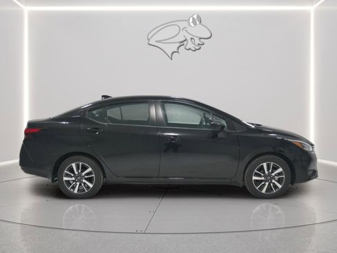 New 2025 Nissan Versa SV w/ Trunk Package FWD image 6