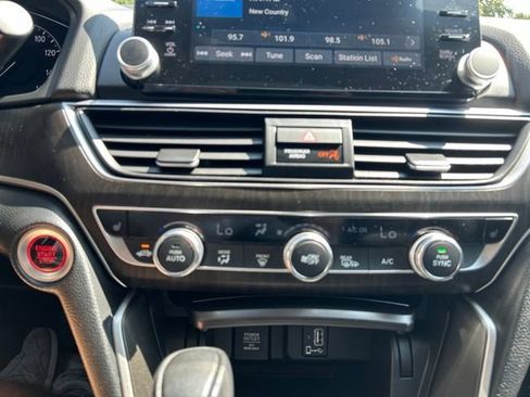 Used 2018 Honda Accord EX-L image 21