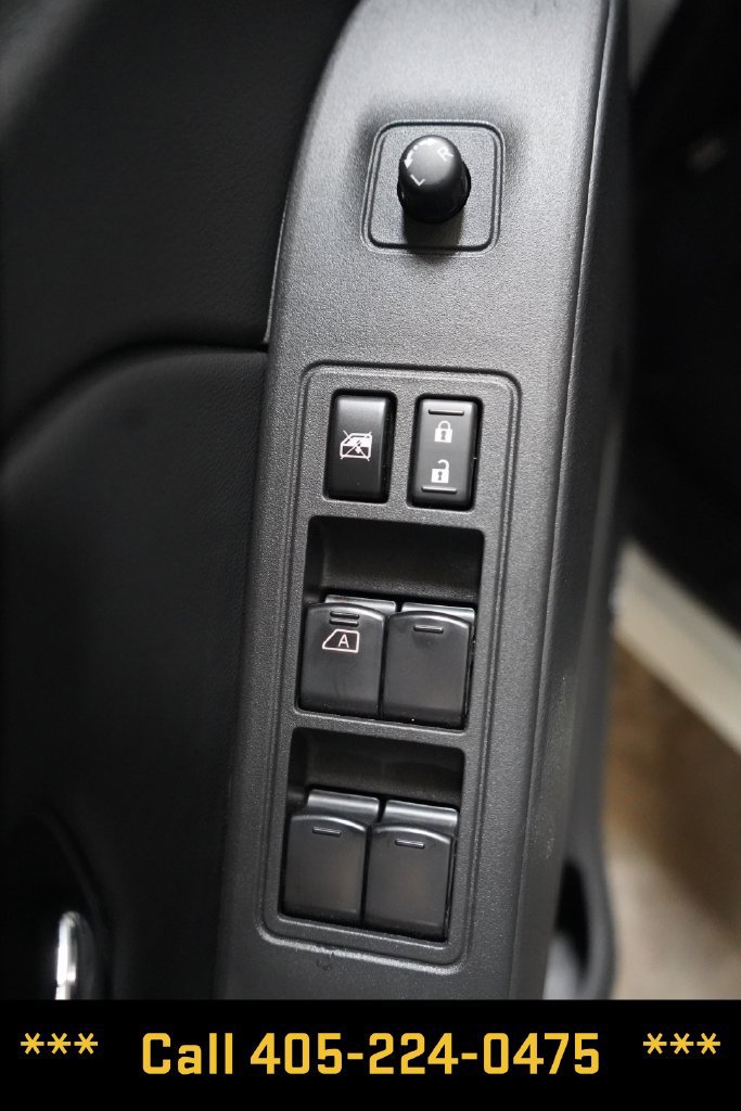 Used 2025 Nissan Frontier SL AWD/4WD image 29