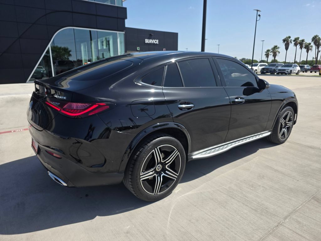 Used 2024 Mercedes-Benz GLC 300 4MATIC image 7
