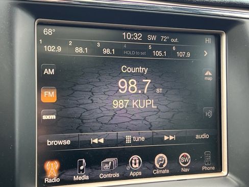 Used 2014 Jeep Grand Cherokee Overland w/ Advanced Technology Group image 18