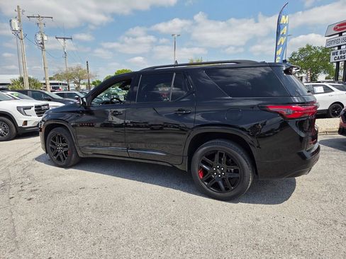 Certified 2023 Chevrolet Traverse Premier w/ Redline Edition image 13