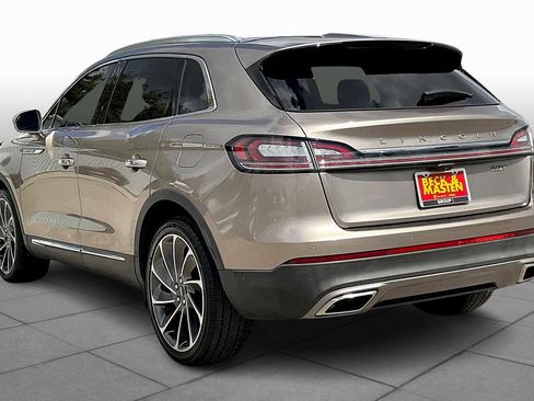 Used 2019 Lincoln Nautilus Reserve image 9