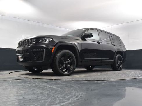 New 2026 Jeep Grand Cherokee L Limited w/ Limited Altitude Package image 49