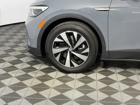 Used 2025 Volkswagen ID.4 Pro RWD image 10