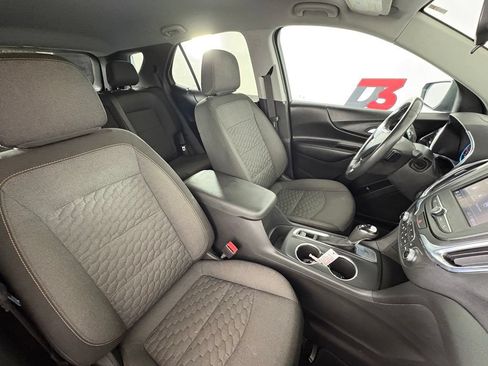 Used 2021 Chevrolet Equinox LT FWD image 30
