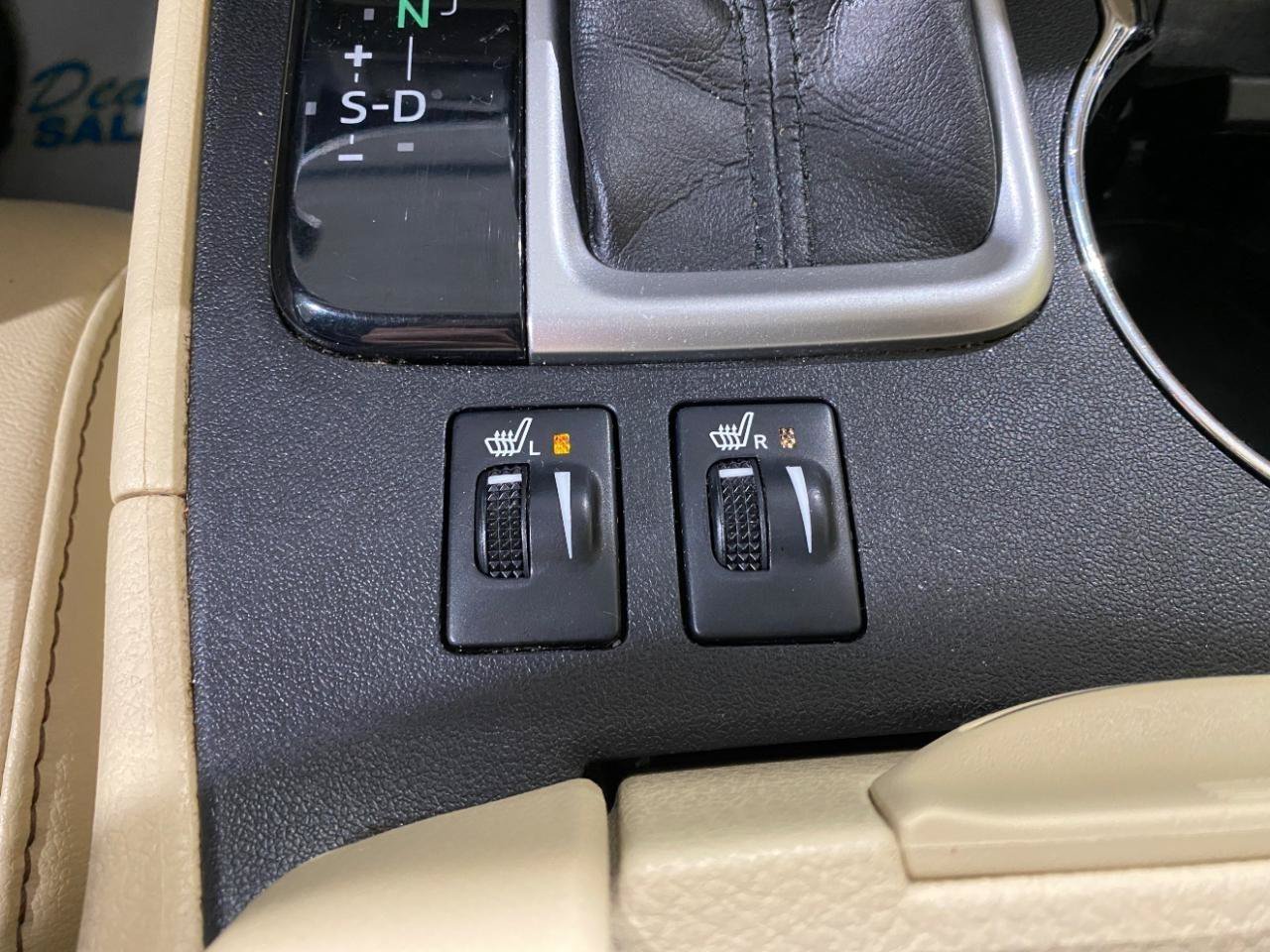 Used 2016 Toyota Highlander XLE AWD/4WD image 18