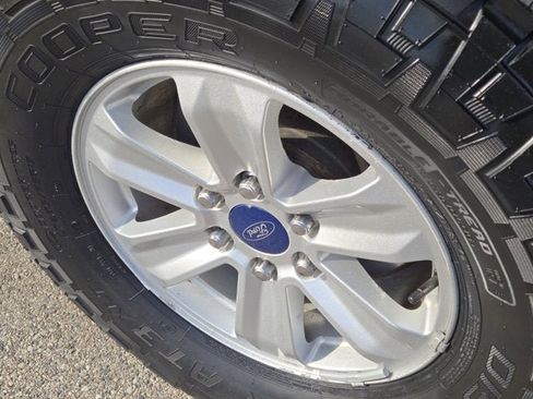 Used 2015 Ford F150 XLT w/ Equipment Group 301A Mid image 14