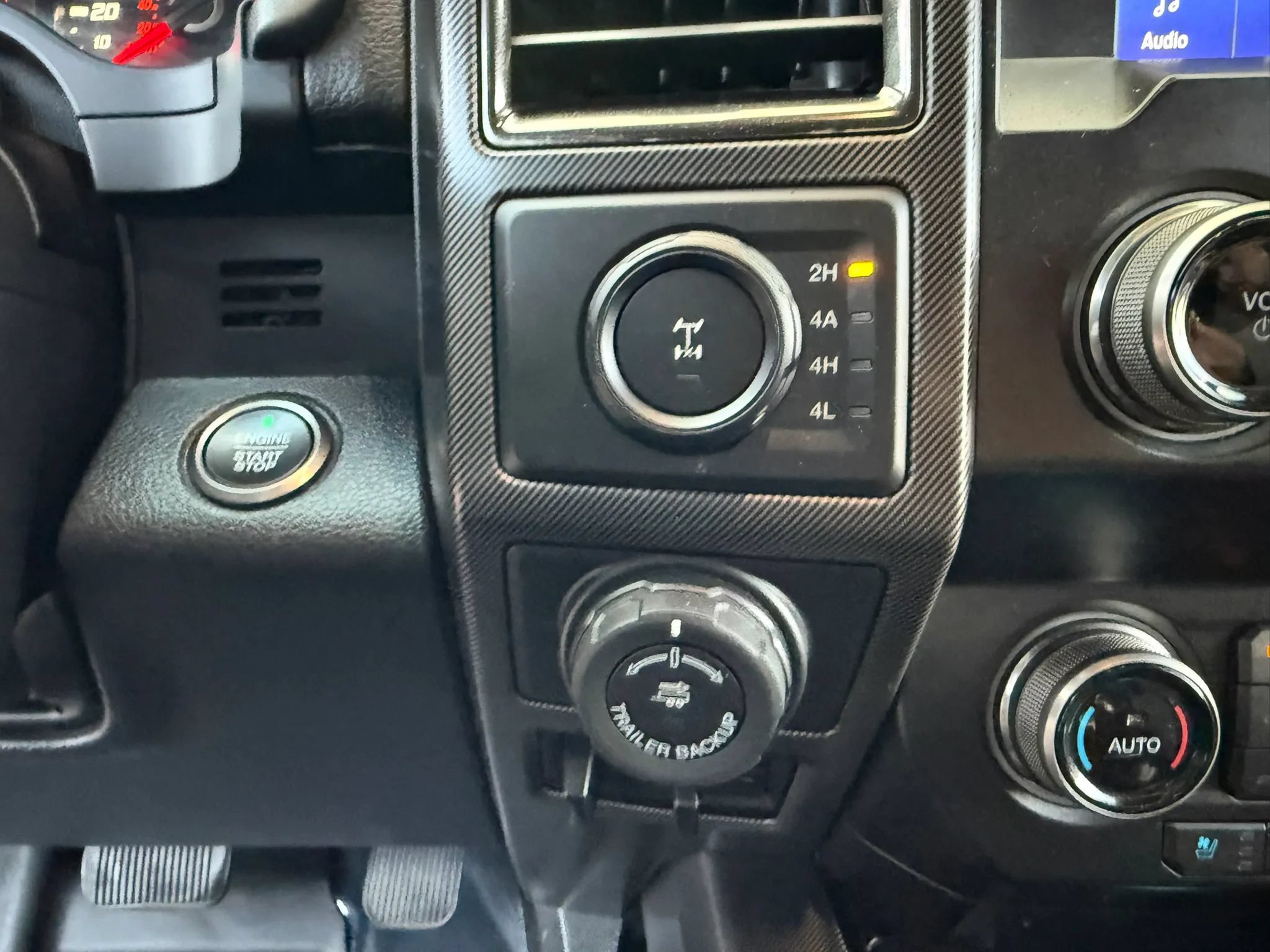 Used 2019 Ford F150 Raptor w/ Equipment Group 802A Luxury AWD/4WD image 28